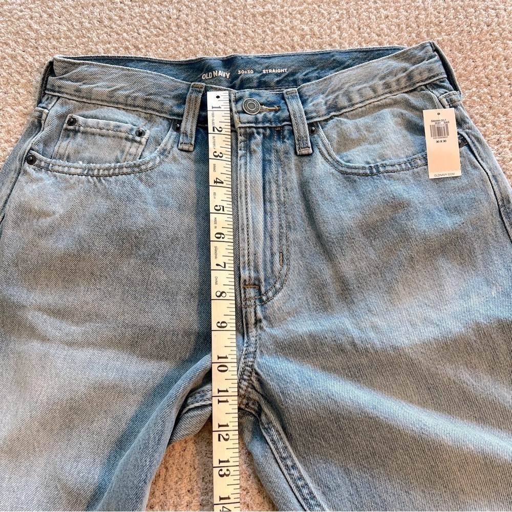 NWT Men’s Old Navy Light Wash Straight Jeans Size 30/30 - Picture 8 of 12